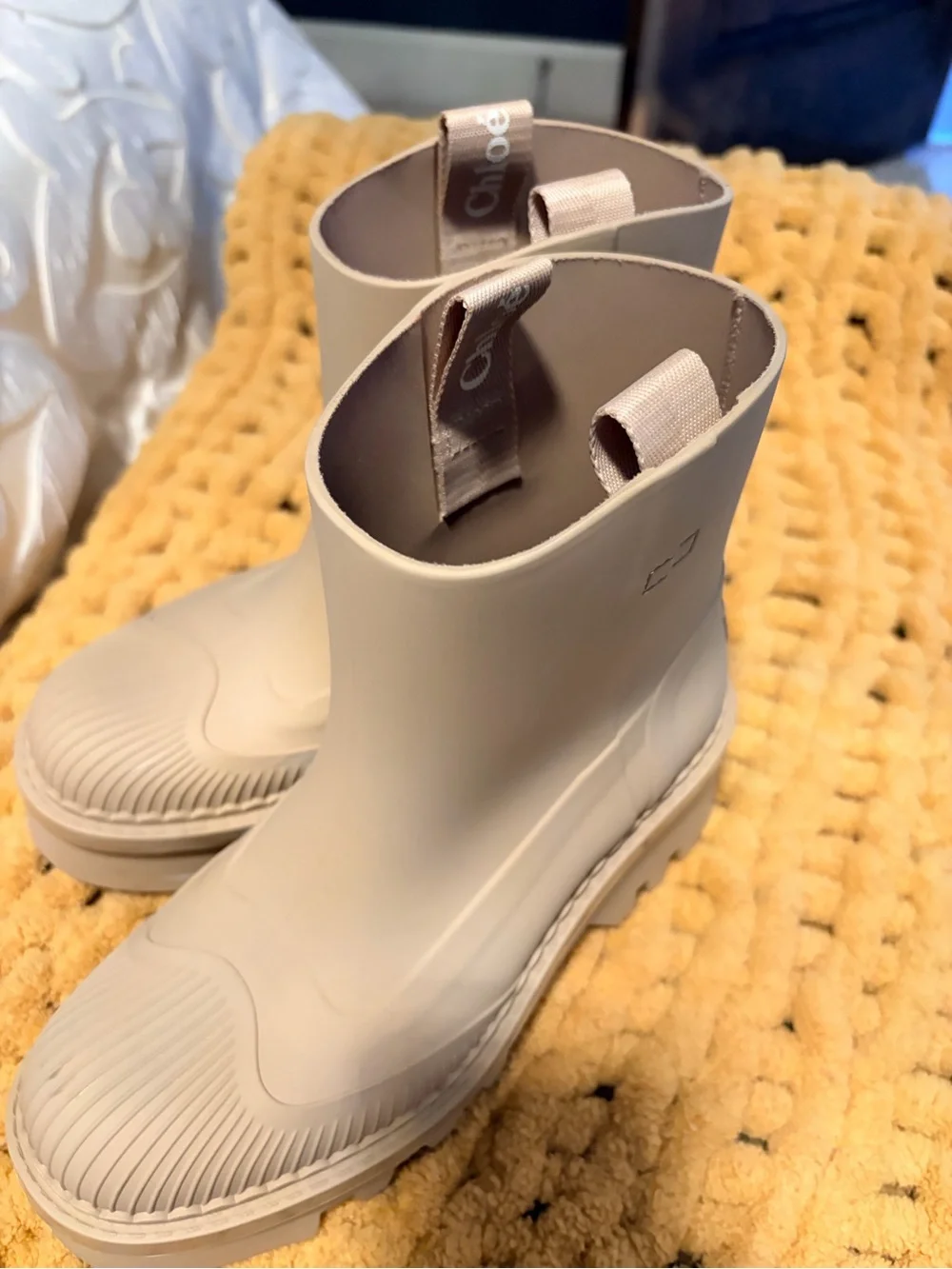 SALE ‼️ Chloe Raina Rain Boots